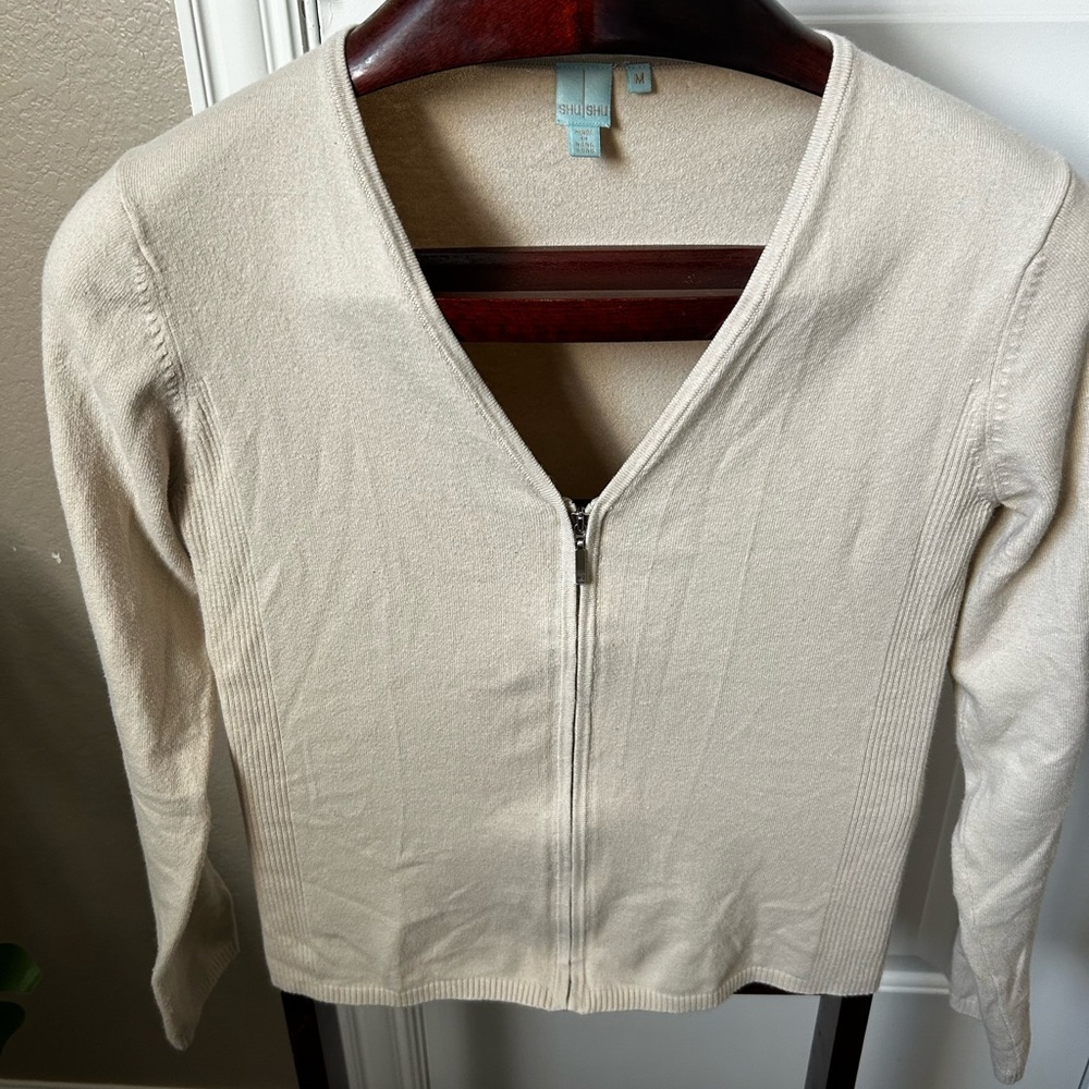 Cream Zip-Up Cardigan